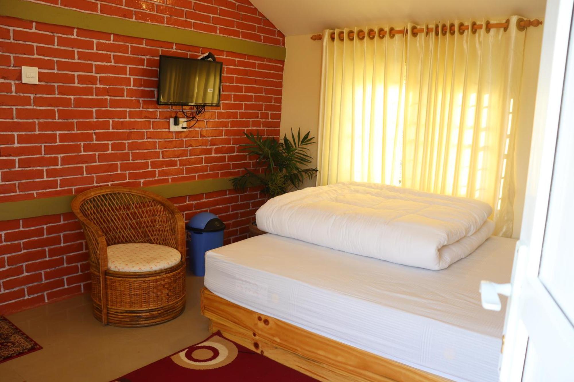 Hotel Young'S Stupa Ranipauwa Buitenkant foto